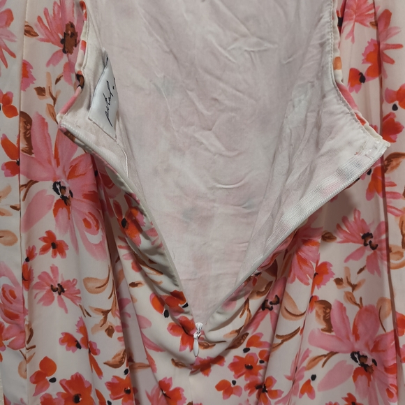 Petal & Pup Pink Floral Midi Dress Women's Size US 4 - Picture 7 of 8